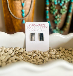 Medium Sterling Ribbed Studs