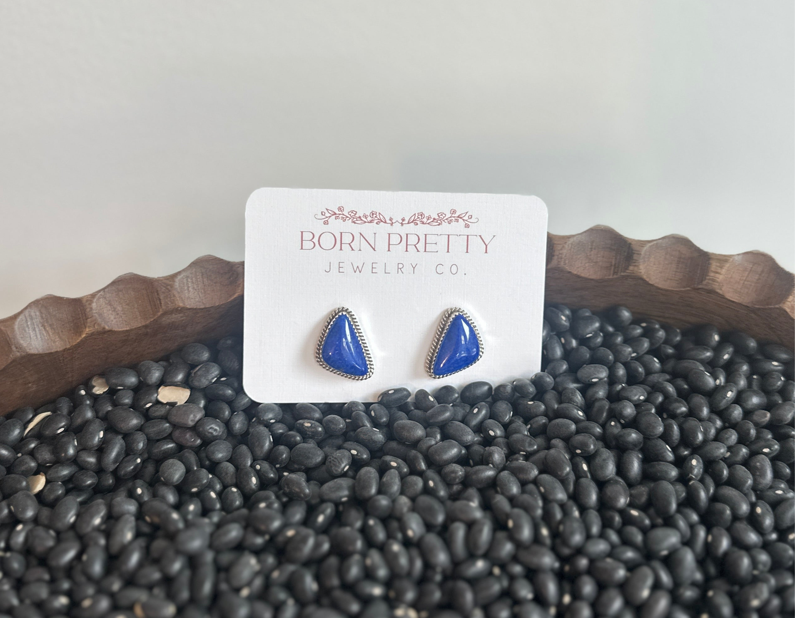 Lapis Studs