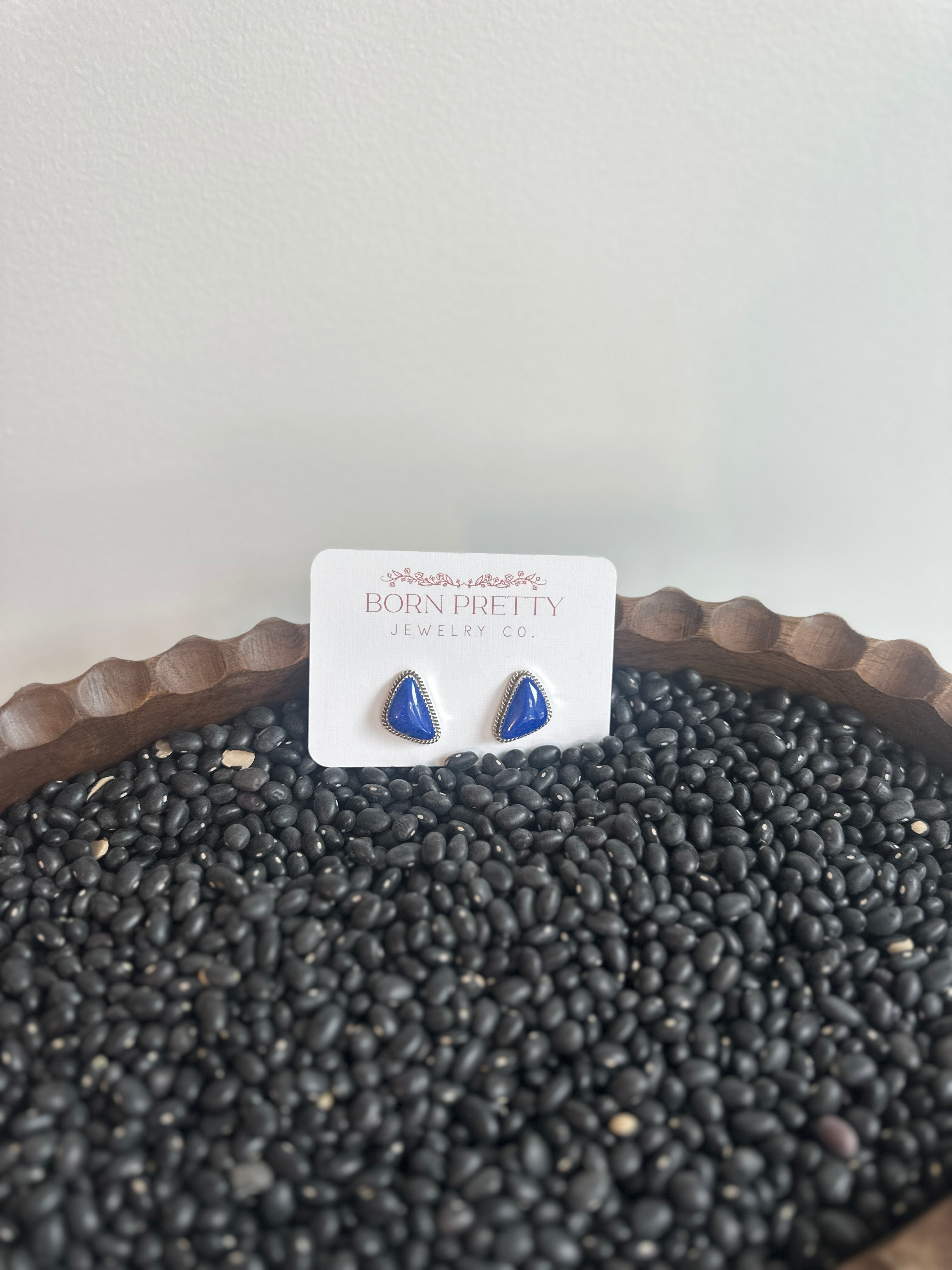 Lapis Studs
